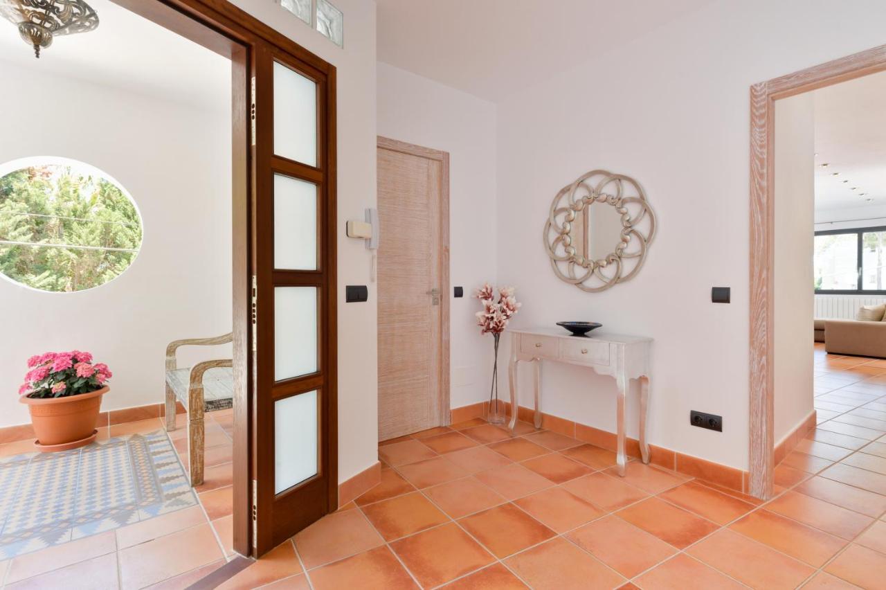 New Villa With Pool 19 Mins From Ibiza Town Cana Clara Santa Eularia des Riu Kültér fotó